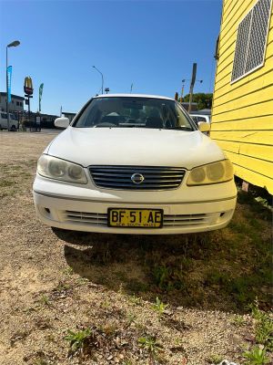 2003 Nissan Pulsar 4D SEDAN ST N16 MY03 image