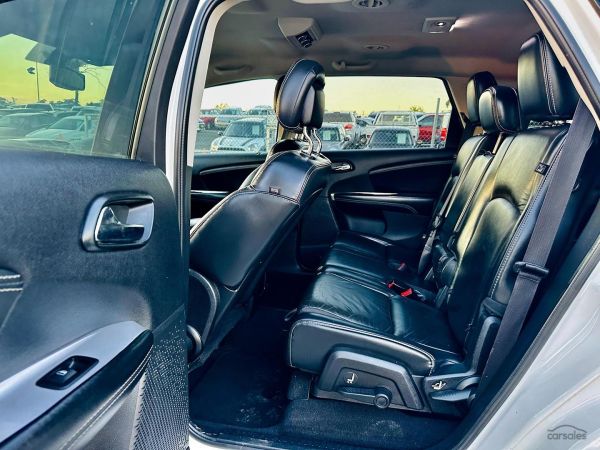 2015 Fiat Freemont Lounge Auto MY15 image