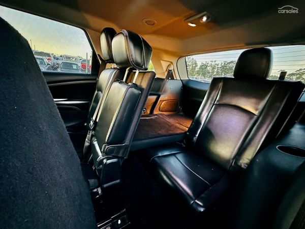 2015 Fiat Freemont Lounge Auto MY15 image