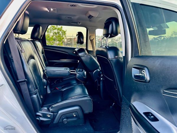 2015 Fiat Freemont Lounge Auto MY15 image