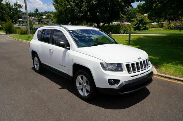 2016 Jeep Compass MK MY16 Sport (4x2) White 5 Speed Manual Wagon image