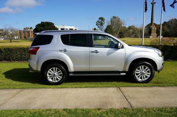 2017 Isuzu MU-X UC MY17 LS-T (4x4) Silver 6 Speed Auto Sequential Wagon image