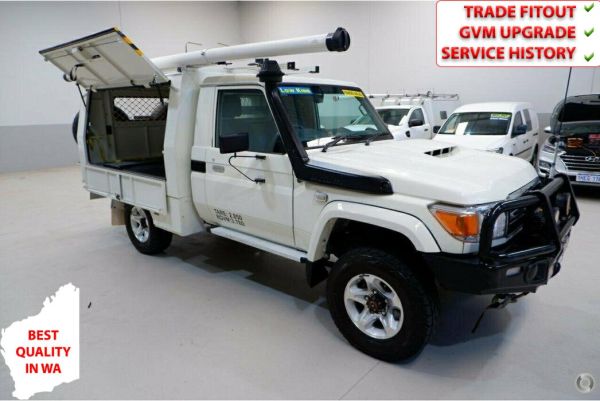 2021 Toyota Landcruiser Cab Chassis GXL VDJ79R image