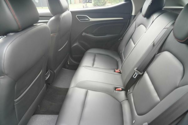 2023 MG ZST MY23 Excite Silver 6 Speed Automatic Wagon image
