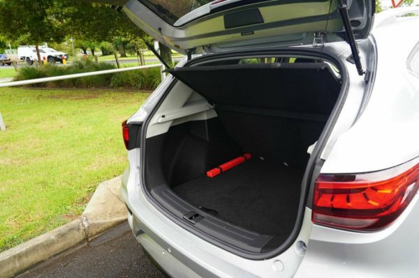 2023 MG ZST MY23 Excite Silver 6 Speed Automatic Wagon image