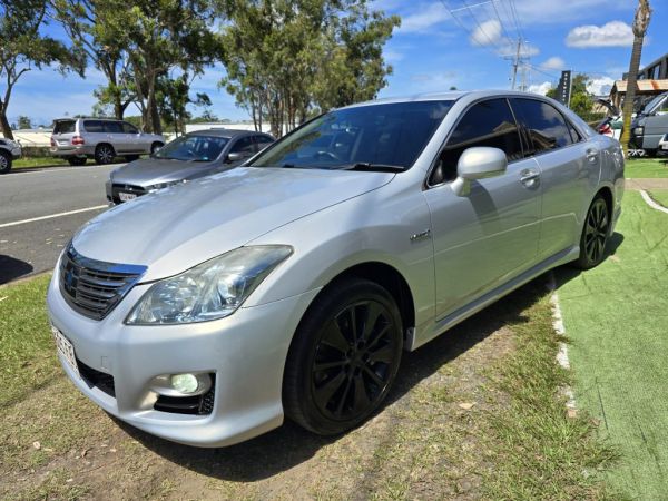 2008 TOYOTA CROWN HYBRID LUXURY SEDAN image