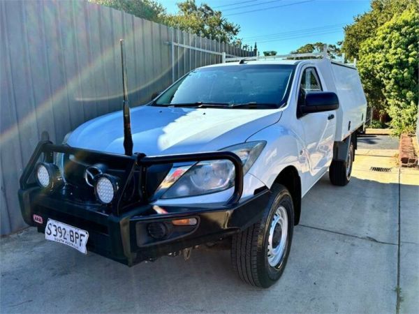 2017 Mazda BT-50 UR0YG1 XT White 6 Speed Manual Cab Chassis image
