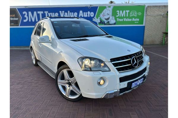 2011 Mercedes-Benz M-Class ML350 CDI BlueEFFICIENCY W164 image