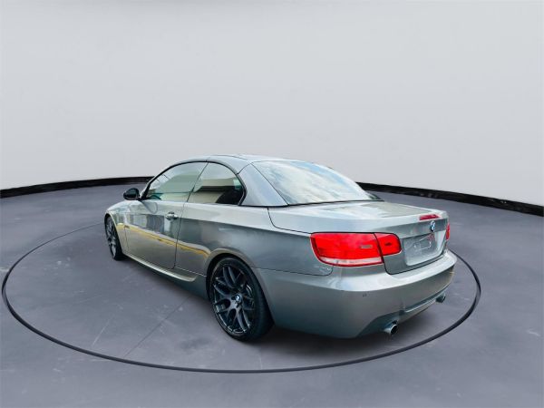 2009 BMW 3 2D CONVERTIBLE E93 MY09 35i image