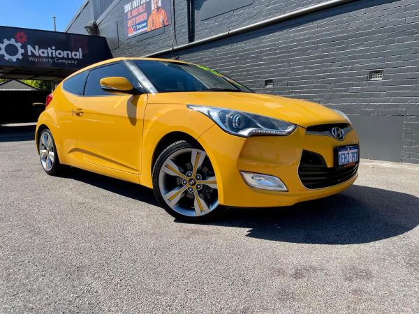 2013 Hyundai Veloster + Auto image