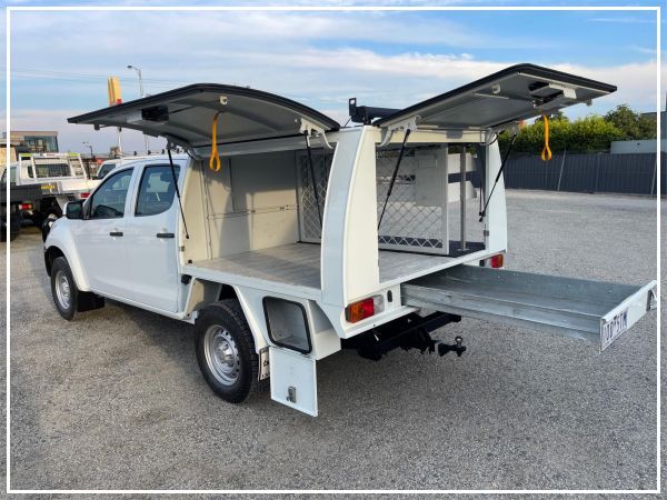 2018 Isuzu D-MAX Cab Chassis MY18 SX image