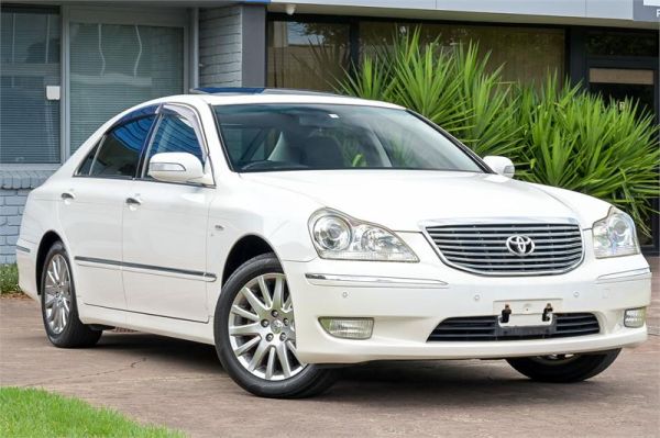 2004 Toyota Crown Sedan UZS186 Majesta image