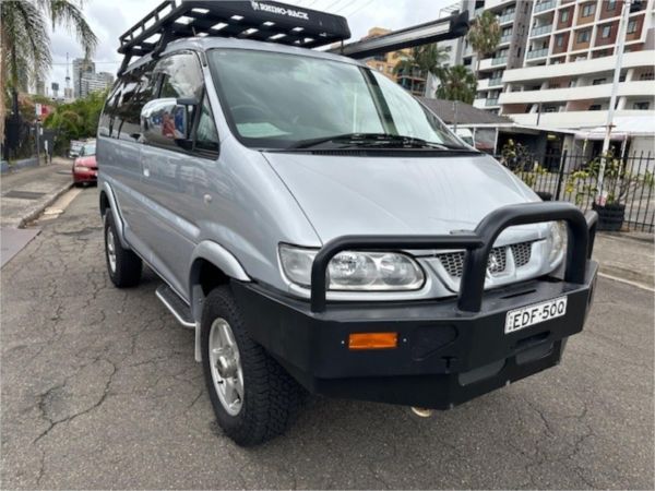 2006 MITSUBISHI DELICA 4D Wagon PD6W Spacegear 4x4 image