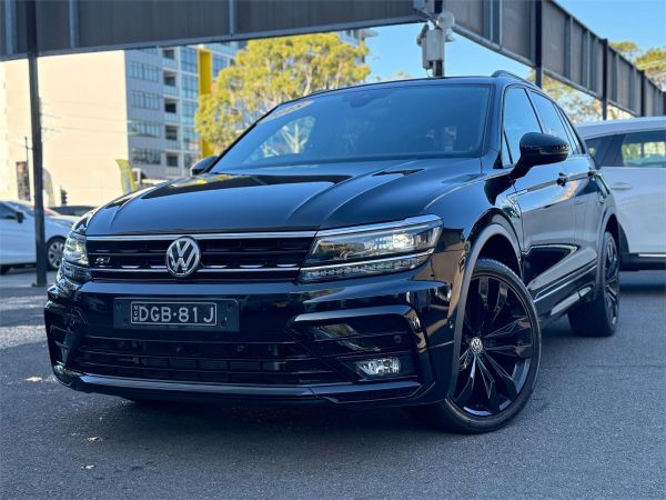2018 VOLKSWAGEN TIGUAN 4D WAGON 5NA MY19 WOLFSBURG EDITION image