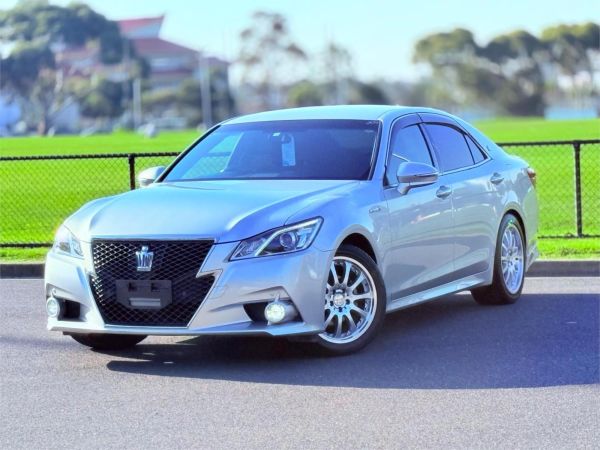2014 Toyota Crown Sedan AWS210 Athlete S image