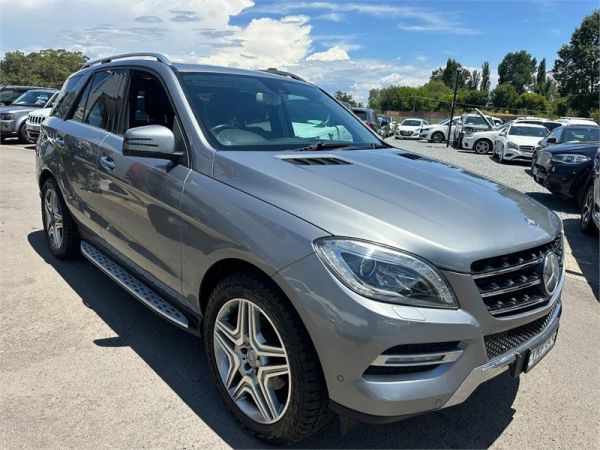 2012 Mercedes-Benz M-Class Wagon W166 ML350 BlueTEC image