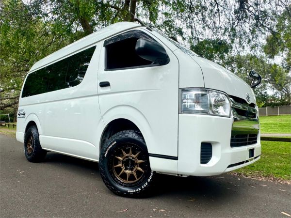 2018 TOYOTA HIACE van GDH206R MY18 UPGRADE 2018 4WD High Roof 4WD High Roof image