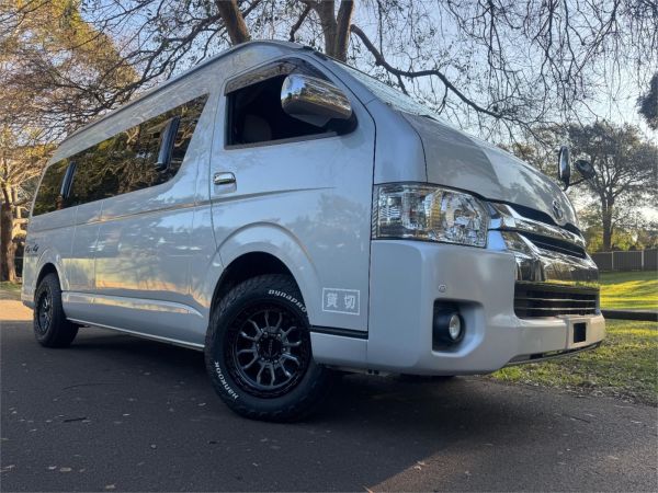2014 TOYOTA HIACE wagon TRH228R MY14 UPGRADE 2014 4WD Commuter Commuter 4WD image