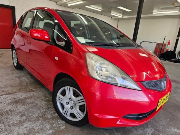2011 HONDA JAZZ 5D HATCHBACK GE VTi image