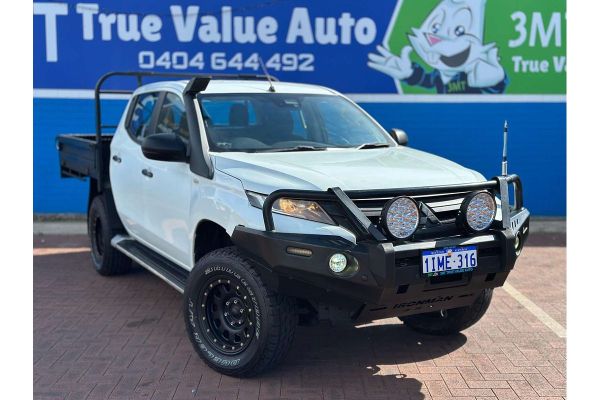 2019 Mitsubishi Triton GLX+ MR 4X4 image