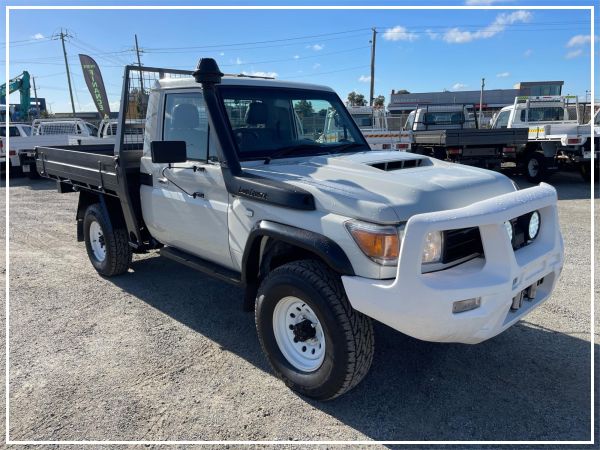 2019 Toyota Landcruiser Cab Chassis VDJ79R Workmate image