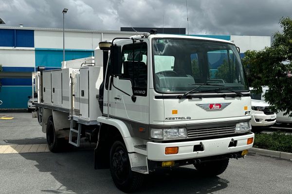 1996 Hino FT Kestrel 4X4 MWB image