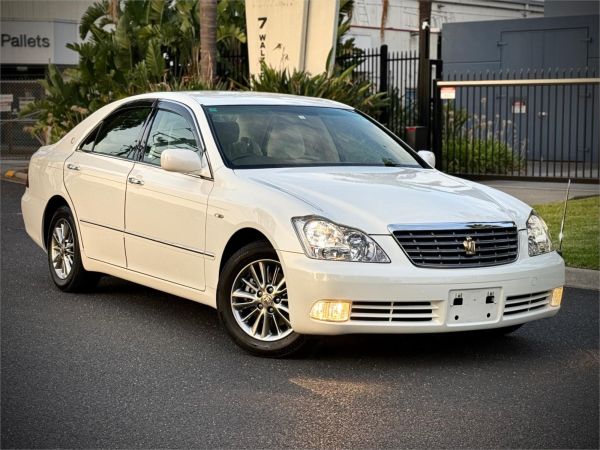 2006 Toyota Crown Sedan GRS182 Royal Saloon image