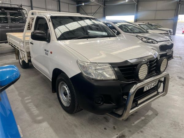 2014 Toyota Hilux Cab Chassis TGN16R MY14 Workmate image