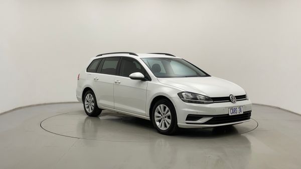 2018 Volkswagen GOLF 110 TSI TRENDLINE Wagon image