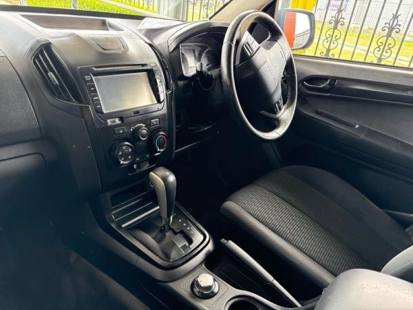 2018 ISUZU D-MAX CREW C/CHAS TF MY18 SX (4x4) image