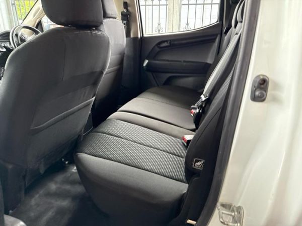 2018 ISUZU D-MAX CREW C/CHAS TF MY18 SX (4x4) image