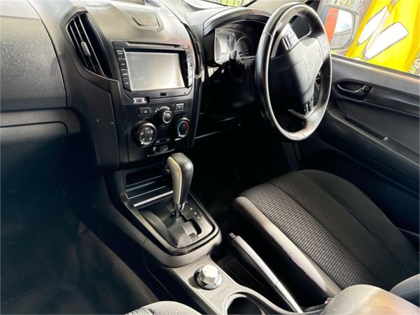 2018 ISUZU D-MAX CREW C/CHAS TF MY18 SX (4x4) image