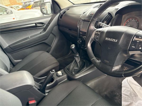 2018 ISUZU D-MAX CREW C/CHAS TF MY18 SX (4x4) image