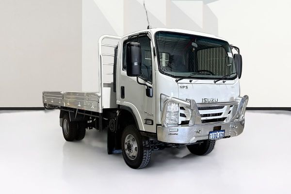 2017 Isuzu NPS 75/45-155 (4x4) N MY16 4X4 image
