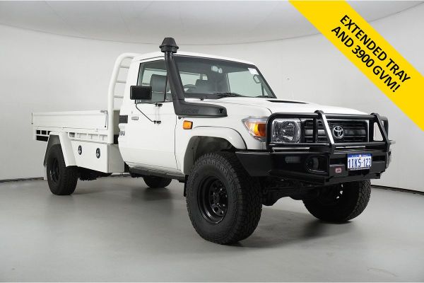 2015 Toyota LANDCRUISER WORKMATE (4x4) VDJ79R MY12 UPDATE 4X4 image