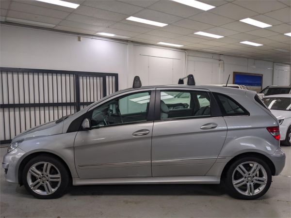 2010 Mercedes-Benz B-Class Hatchback W245 MY10 B200 image