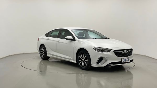 2018 Holden COMMODORE RS Hatchback image