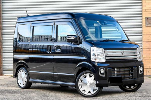 2018 Suzuki Every Wagon DA17W image