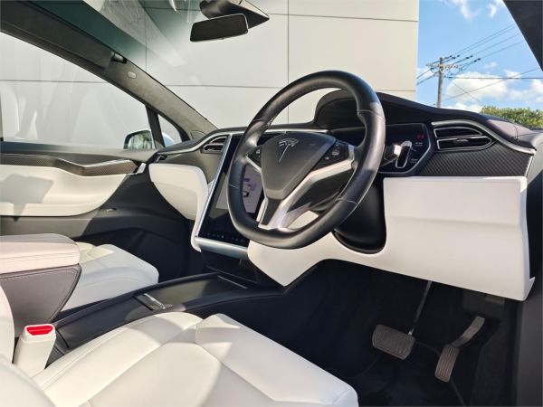 2017 TESLA MODEL X 4D WAGON MY17 100D (100XB) image