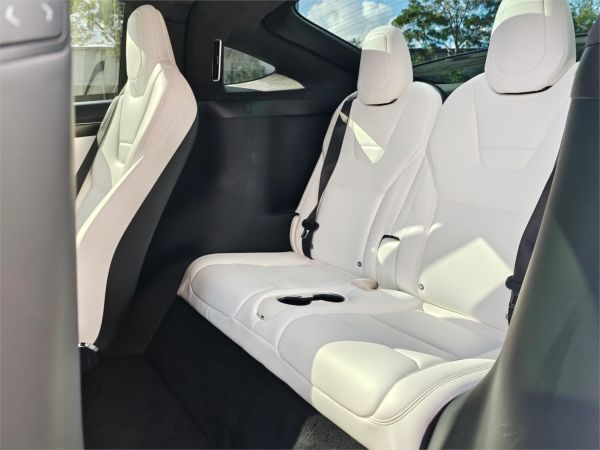 2017 TESLA MODEL X 4D WAGON MY17 100D (100XB) image