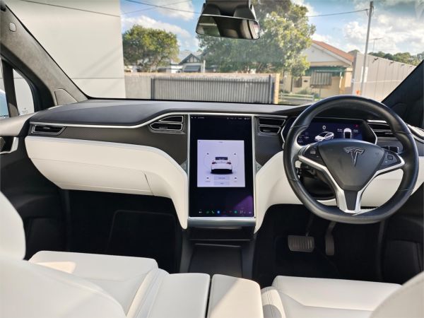 2017 TESLA MODEL X 4D WAGON MY17 100D (100XB) image