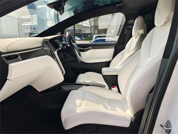 2017 TESLA MODEL X 4D WAGON MY17 100D (100XB) image