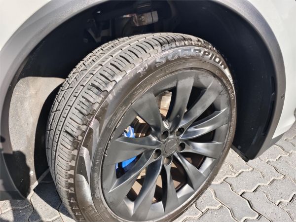 2017 TESLA MODEL X 4D WAGON MY17 100D (100XB) image