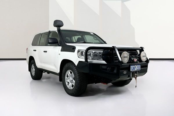 2018 Toyota LANDCRUISER GX (4x4) VDJ200R MY16 image