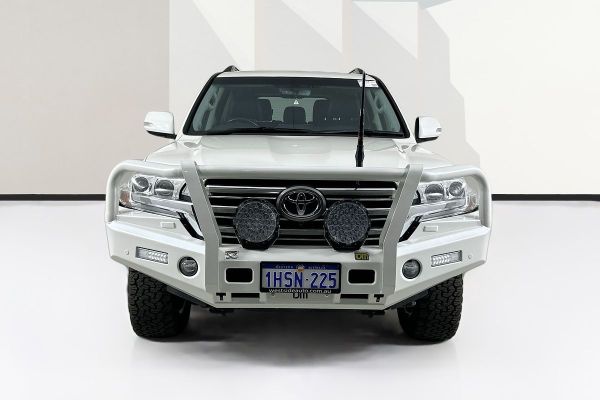 2020 Toyota LANDCRUISER LC200 VX (4x4) VDJ200R image