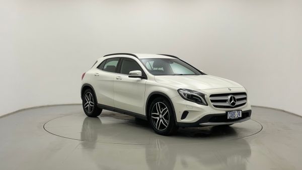 2017 Mercedes-Benz Gla 180 Wagon image