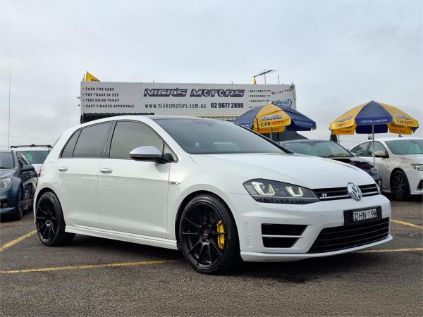 2016 Volkswagen Golf Hatchback VII MY17 R image