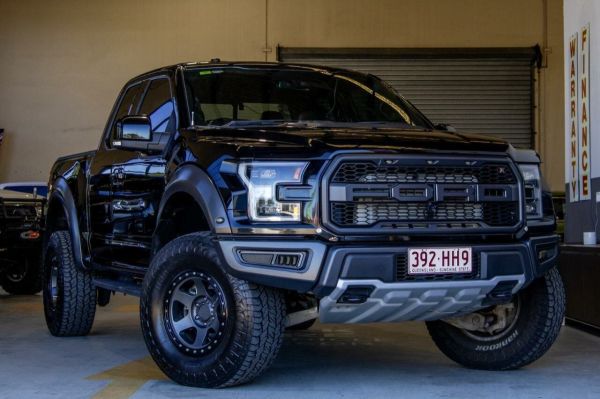 2017 Ford F150 F-150 RAPTOR Black Pick Up image