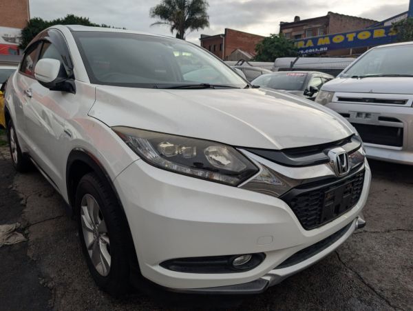2014 HONDA VEZEL Hybrid image