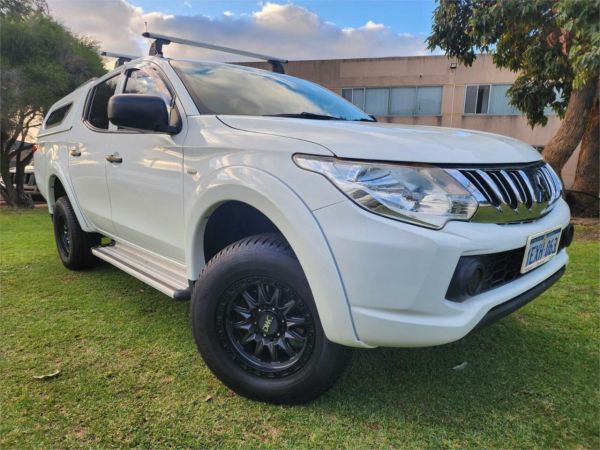 2015 Mitsubishi Triton Dual Cab Utility GLX (4x4) MQ MY16 image
